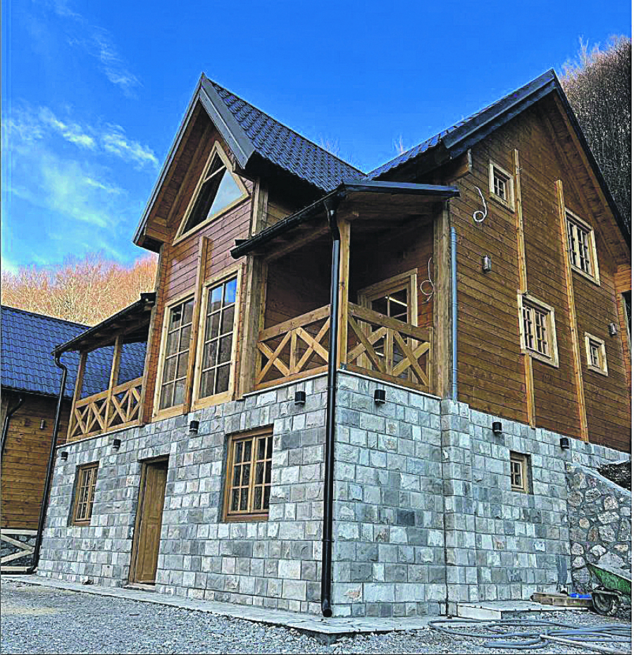 POSTALA UGOSTITELJKA Kaća Grujić s rođenom sestrom pokrenula privatni biznis