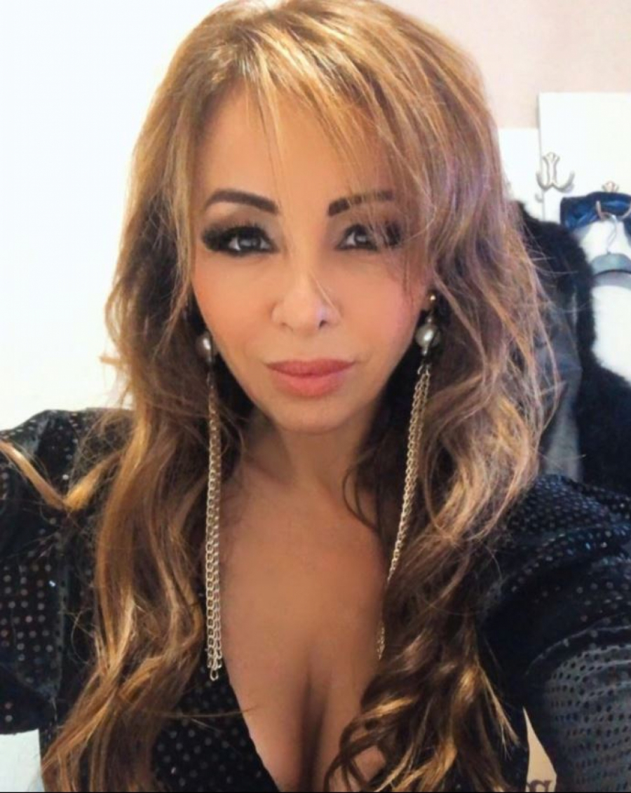 OPLELA PO KOLEGINICAMA  Nataša Đorđević pobesnela na pevačice koje prepevavaju njene pesme: 