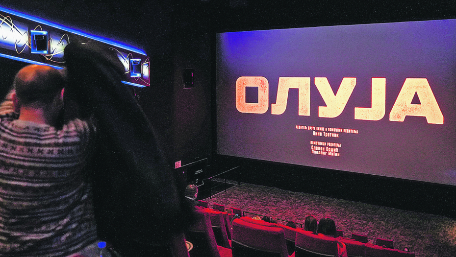 GORKE SUZE JOVA MAKSIĆA NA PROJEKCIJI FILMA OLUJA: Ovaj film je opelo malom čoveku koji uvek strada