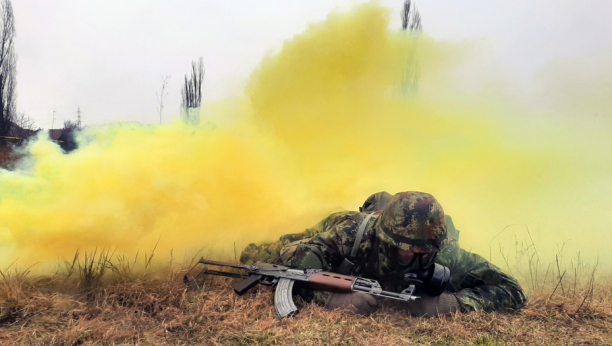 SRPSKI VOJNICI SPREMNI! Obučeni za izvršavanje taktičkih radnji i postupaka na bojištu (FOTO)