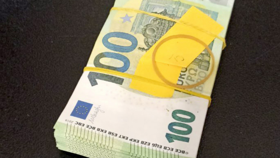 PREVARAMA ZGRNULI VIŠE OD DVA MILIONA EVRA Preko fitkivnih firmi varali ljude za kriptovalute (VIDEO)