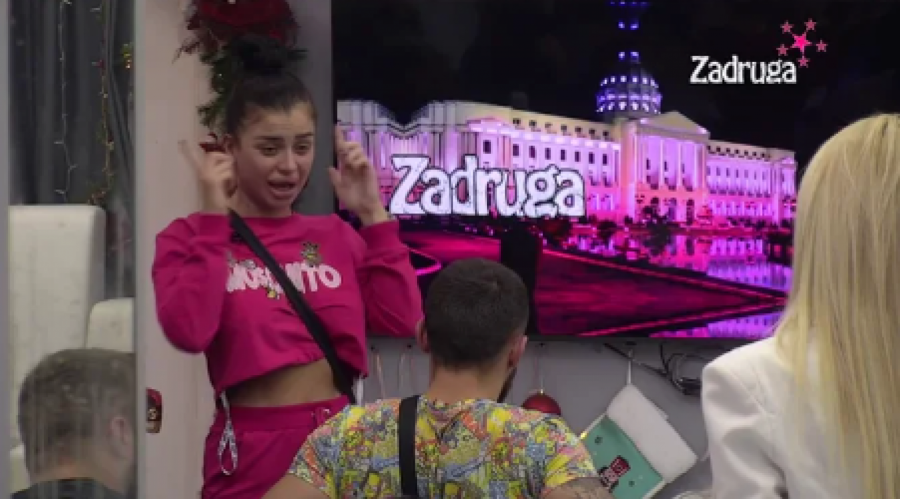 SUDAR 'EGA' Sanja detaljima razgovora Zvezdana i Žane htela da poljulja njegovu vezu sa Anđelom, ona skočila kao oparena