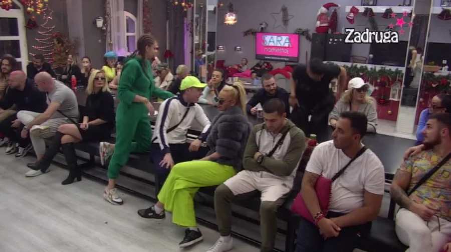 TOTALNO JE RASKRINKAO Zvezdan Slavnić otkrio šok detalje, video je Anu Spasojević kako se ljubi sa nekim zadrugarom?