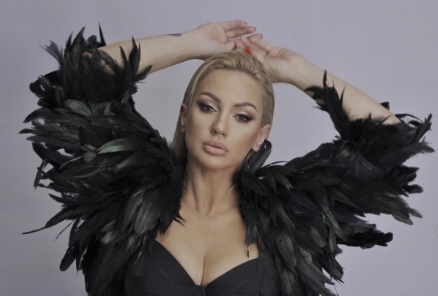 OTKRIVAMO SVE DETALJE NOVOG BIZNISA ANE KOKIĆ Pevačica se vratila staroj ljubavi, ULOŽILA PRAVO BOGATSTVO