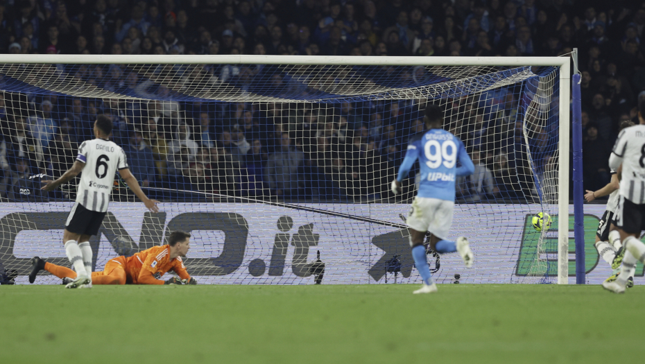 TIKET KAKAV SE POGODI JEDNOM U ŽIVOTU "Petarda" Napolija mu donela 36.750 evra (FOTO)