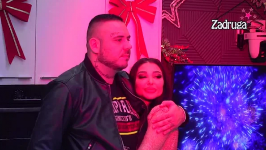 DOŽIVELA HLADAN TUŠ Posesivna Maja Marinković ubeđena da će sudnji dan dočekati sa Filipom: TI ĆEŠ MENE OŽENITI!