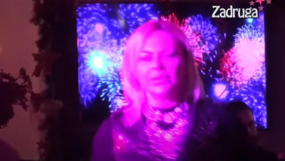 KOMENTARI SAMO PLJUŠTE Marija Kulić zapalila plesni podijum OVAKVU JE DO SADA NISTE VIDELI (VIDEO)