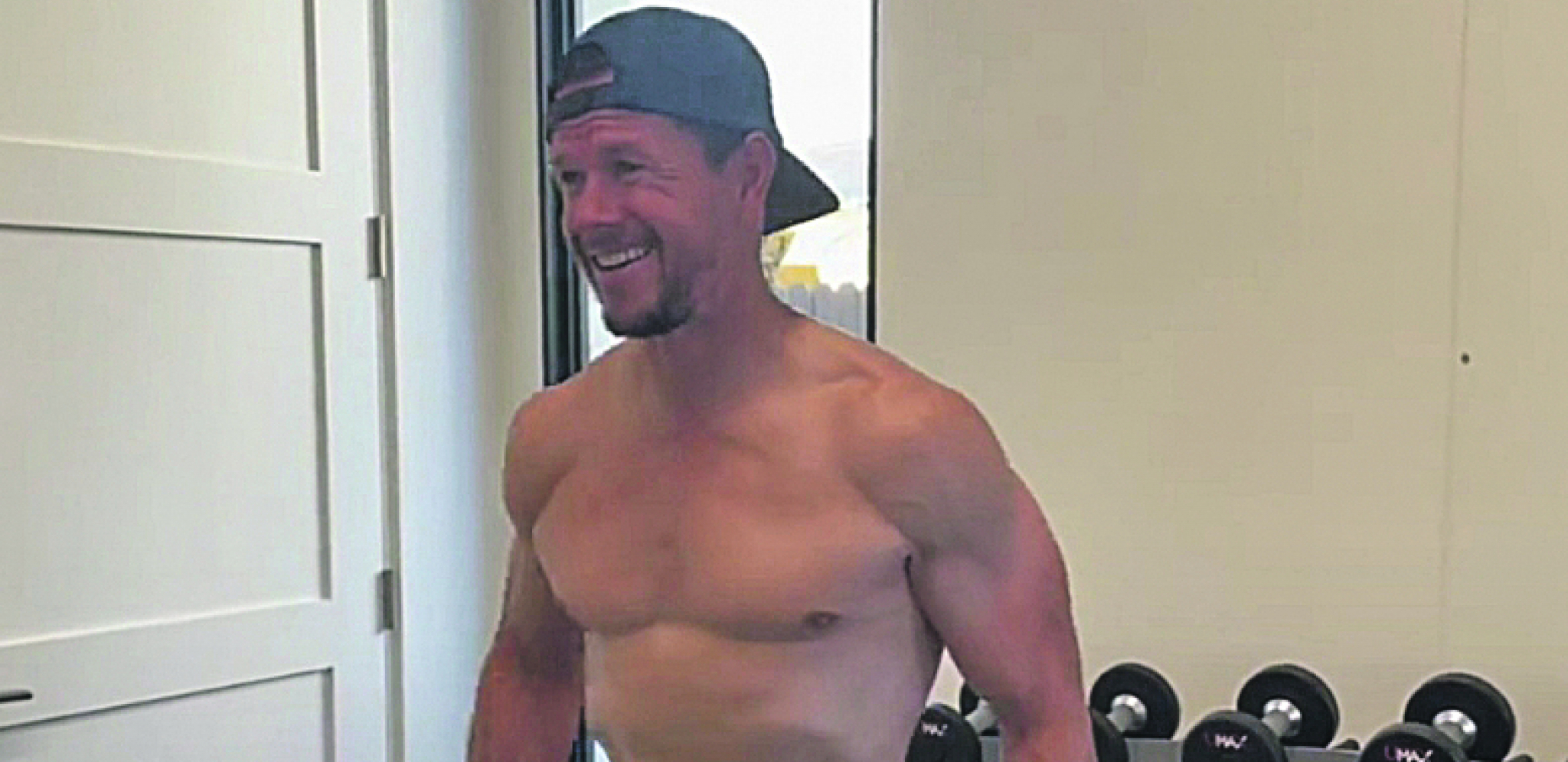 FRAJER OTKIDA KAKO IZGLEDA Zahvaljujući jednom ludom pravilu izgleda bogovski!