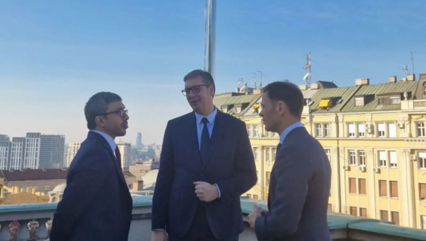 VUČIĆ SA ŠEIKOM OBIŠAO BEOGRAD NA VODI "Hvala prijateljima iz UAE što san dele sa nama"