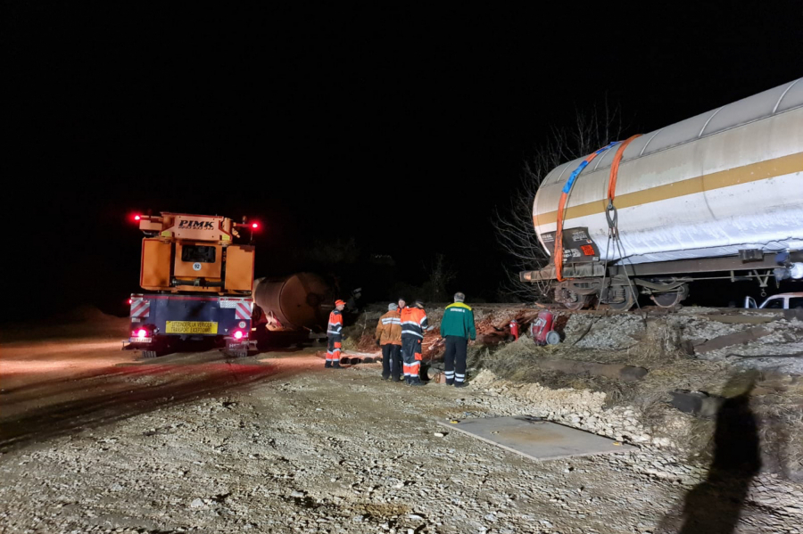 VESIĆ Razvoj i saobraćajno povezivanje svih delova Srbije: Nema velikih i malih projekata