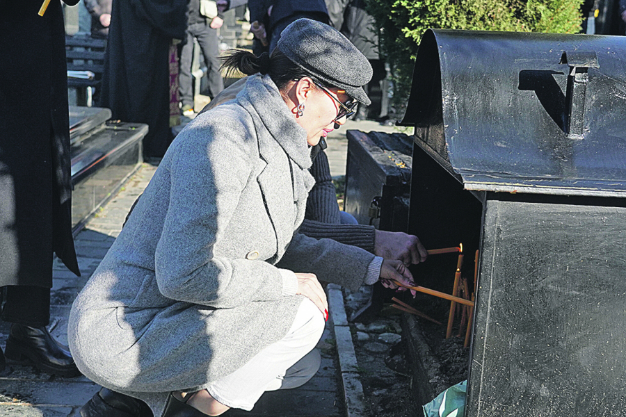 TUGA NE PRESTAJE Održan godišnji parastos Ražnatoviću