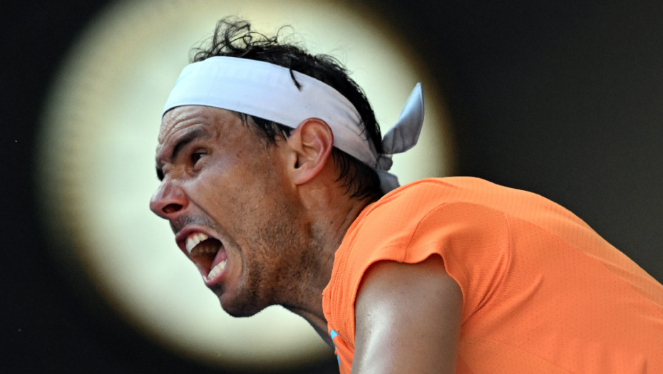 SVET TENISA NA NOGAMA Nadal izazvao euforiju, da li je ovo znak da će igrati na Rolan Garosu? (FOTO)
