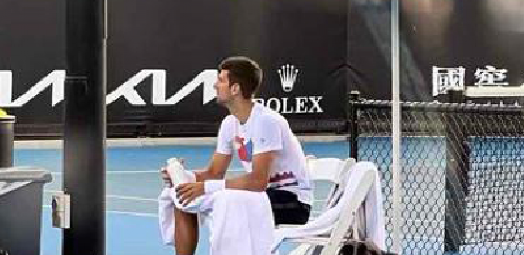 "PONOVO ME BOLI" Novak tražio pomoć na treningu, cela Srbija u strahu