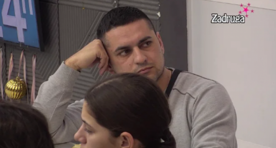 RAZOTKRIVENA MRAČNA PROŠLOST NENADA MACANOVIĆA BEBICE Evo u kakvim je DUGOVIMA zapao, a TAJNE njegove porodice su ŠOKANTNE!