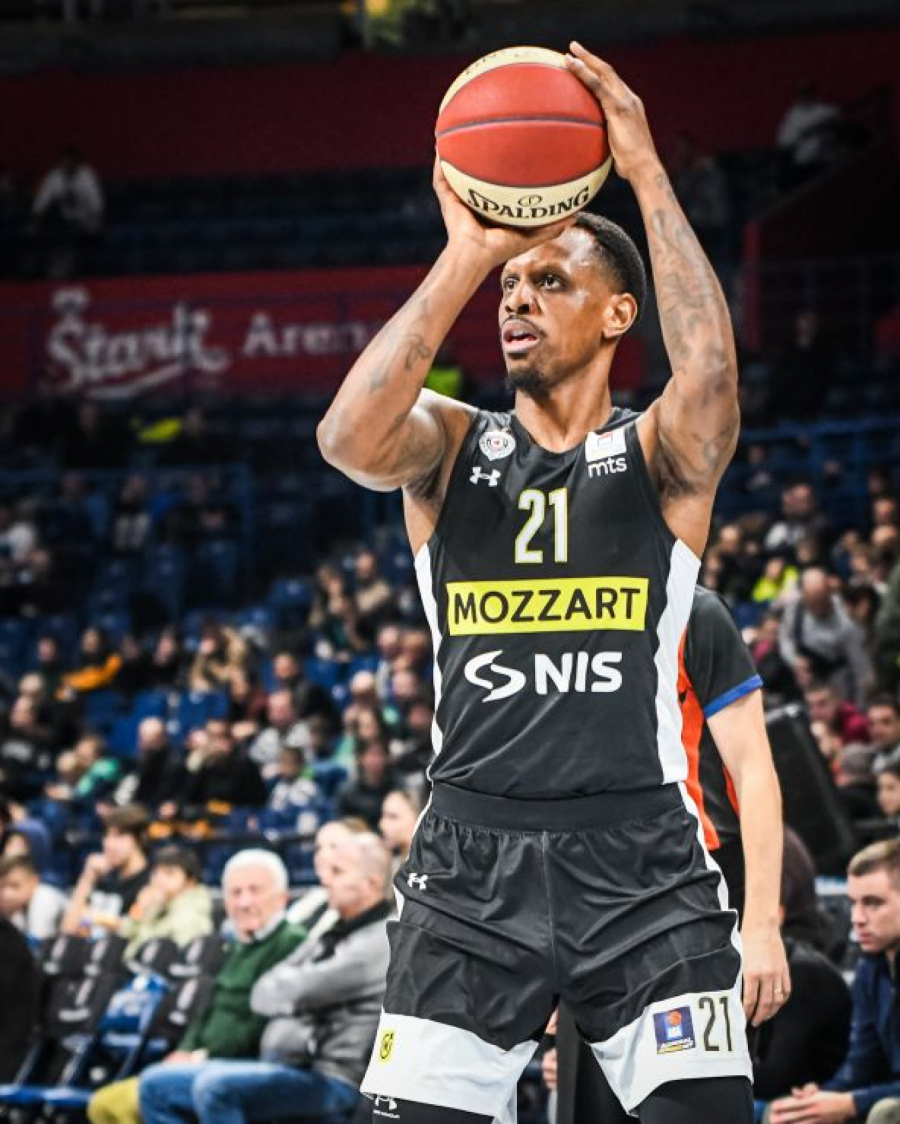 PARNI VALJAK SAMLEO MZT Partizan pružio brutalnu partiju protiv ekipe iz Skoplja, ubacio preko 100 poena za 50+ i novu pobedu u ABA ligi