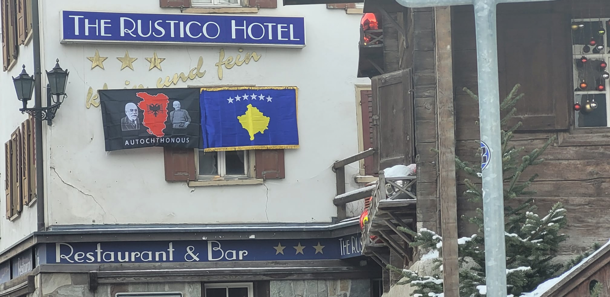 ŠIPTARI IMA DA CRKNU OD MUKE! Skinute zastave "Velike Albanije" i tzv. Kosova u Davosu