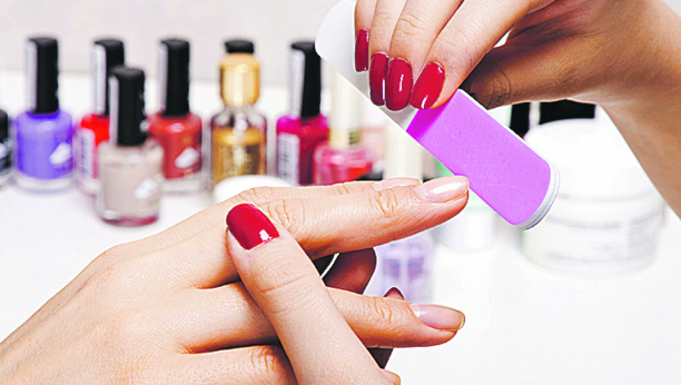 ZBOG MANIKIRA DOBILA RAK NOKTIJU! Majka troje dece zažalila što je išla da sredi nokte