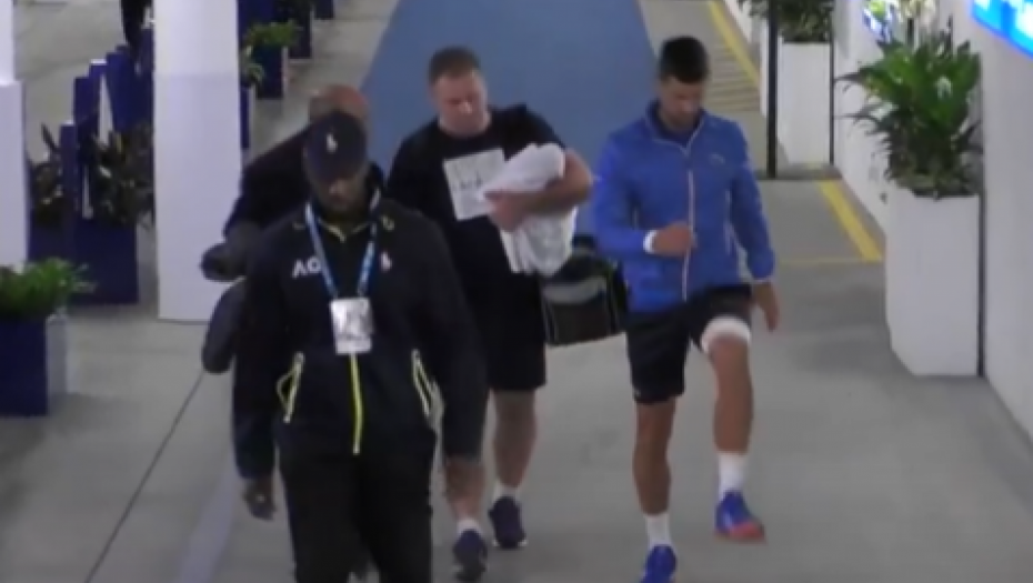 OPREZ Nole skinuo, pa vratio zavoj na nogu (FOTO)