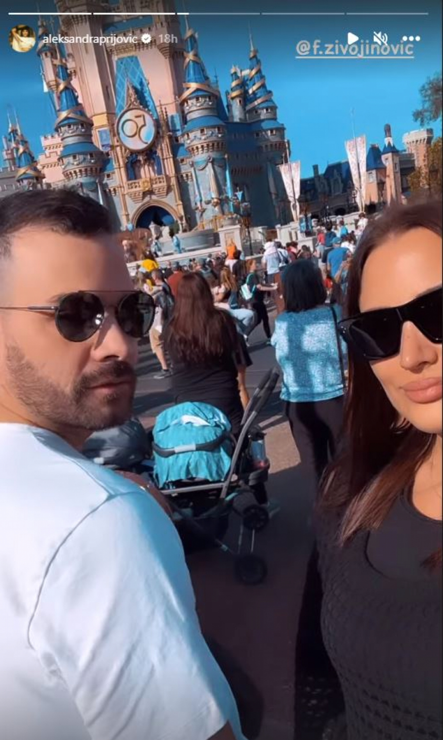 PUTOVANJE IZ BAJKE  Prija i Filip priredili sinu iznenađenje iz snova ODVELI GA NA OVU DESTINACIJU, a društvo im pravi još jedna osoba (FOTO)