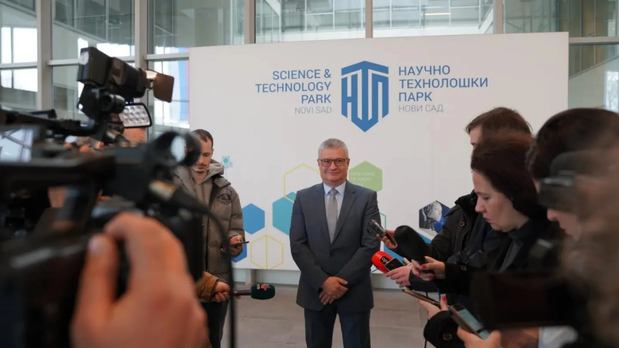 Potpisan sporazum o poslovno-tehničkoj saradnji između Privredne komore Vojvodine i Naučno-tehnološkog parka Novi Sad