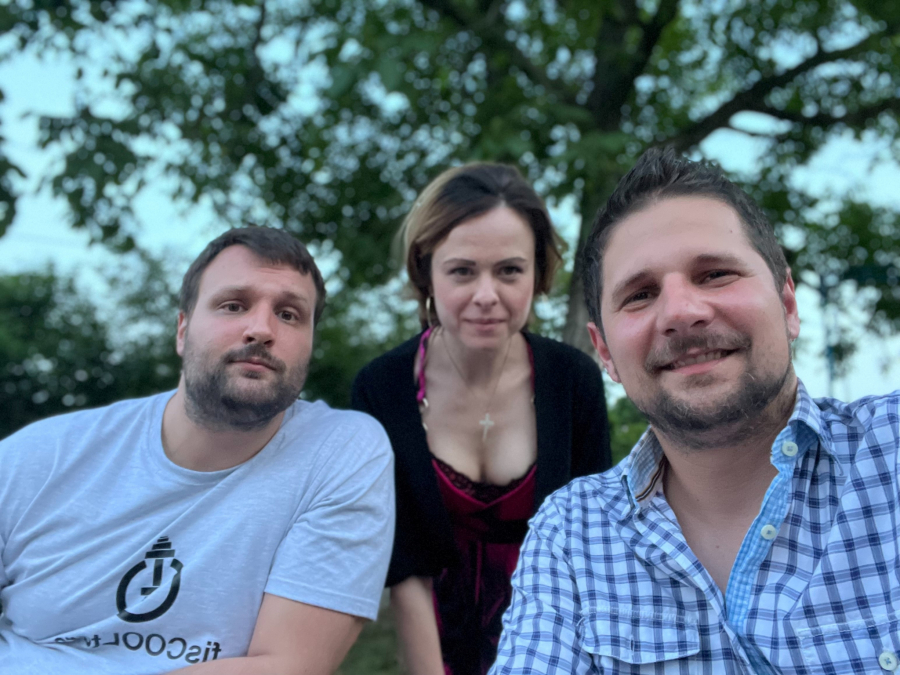 Intervju NIKOLA TRIŠIĆ IZ KRUŠEVAC GETA Privatno sam vedrog duha kao i u našim skečevima