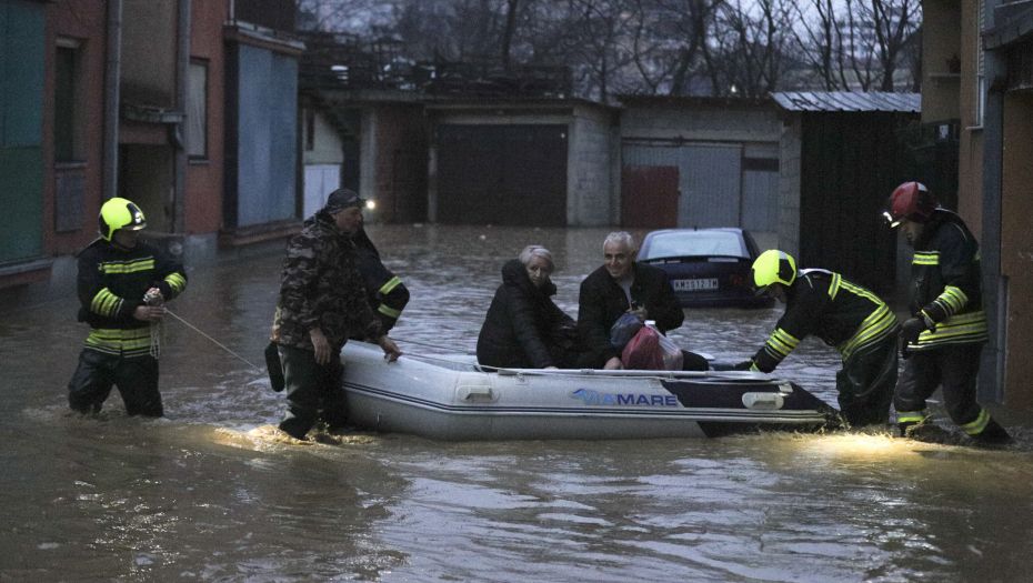 VODA ZA NEKOLIKO MINUTA POPLAVILA KUĆE Najgore prošli naši ljudi na Kosovu i Metohiji: Raseljeni Srbi opet izgubili domove!