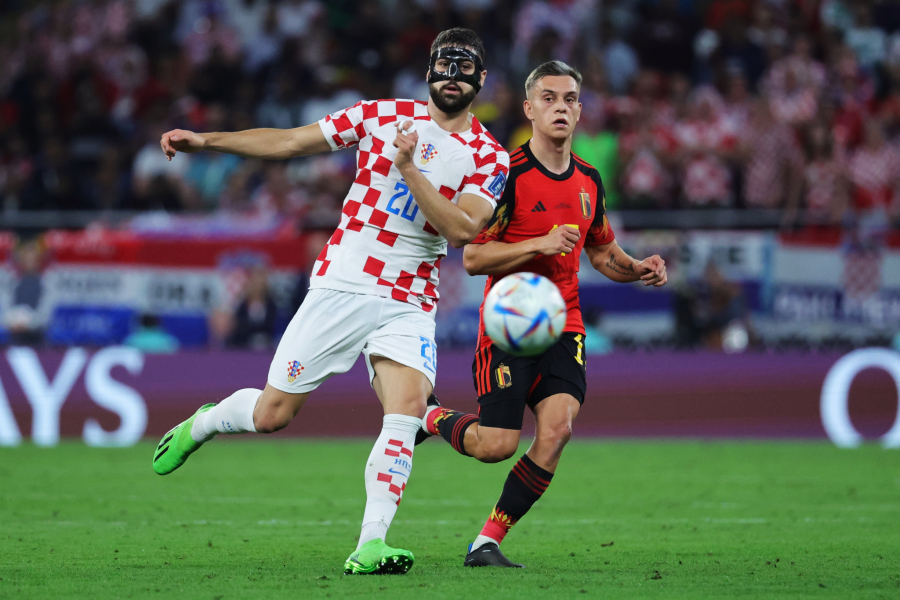 SVI TROŠE SAMO ONI ZARAĐUJU Premijerligaš bi do kraja leta u roku od godinu dana mogao da prihoduje skoro 400.000.000 evra