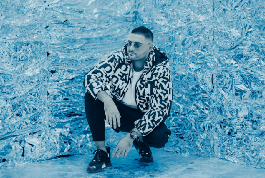 LJUBA PERUĆICA IZBACIO NOVU PESMU Pokazao i svoj novi izgled, a razgolićene devojke napravile HAOS! (VIDEO)