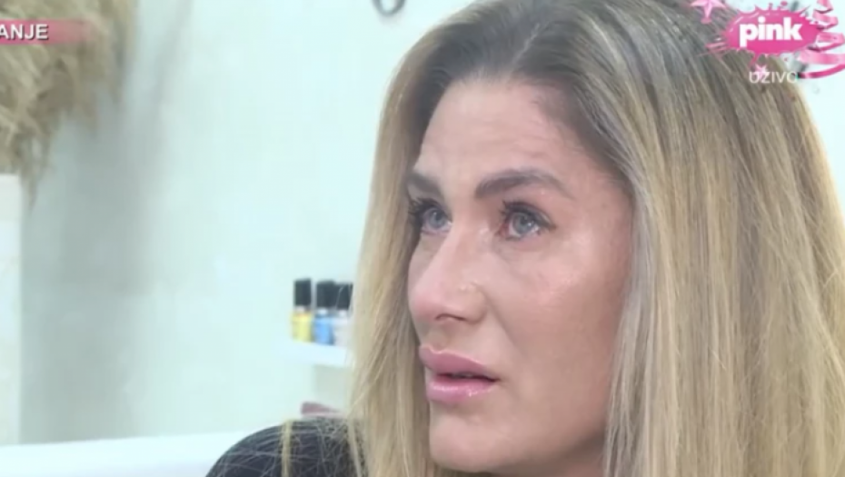 ZVEZDANOVA ŽENA JECA I GUŠI SE U SUZAMA UŽIVO U EMISIJI Potpuno se slomila, pa ZAVAPILA ""Slavnić je izgubio sve, nula je od čoveka"