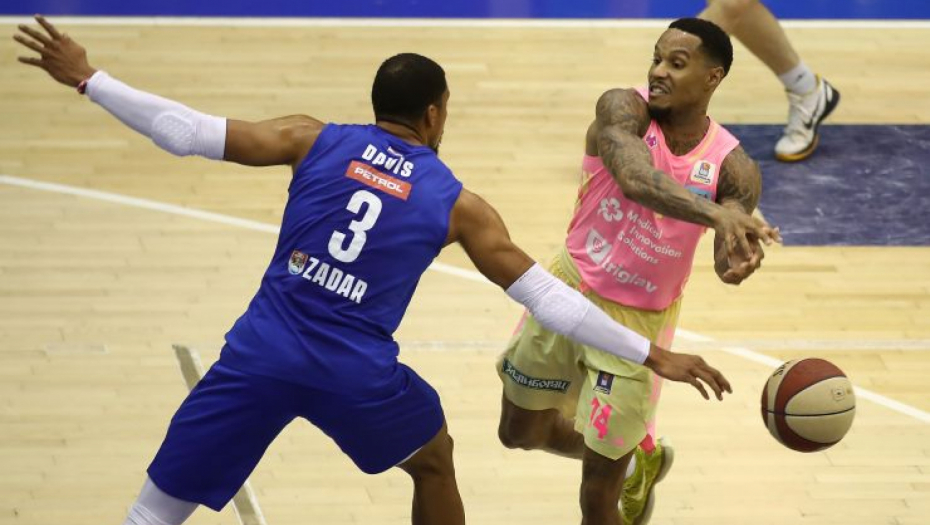 Mega pred Pešićem u dramatičnoj završnici srušila Zadar