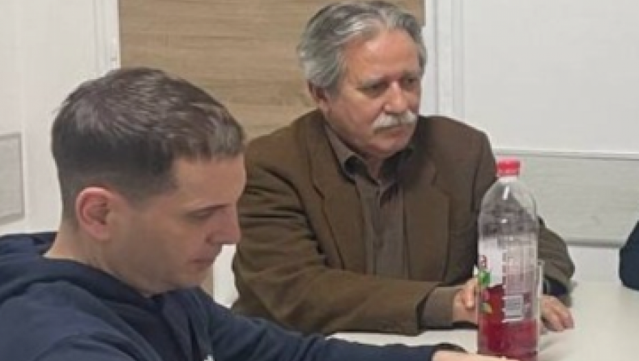 "AJMO PONOVO, MAKNI USTAŠKU JANU!" Pljušte komentari na društvenim mrežama! (FOTO)