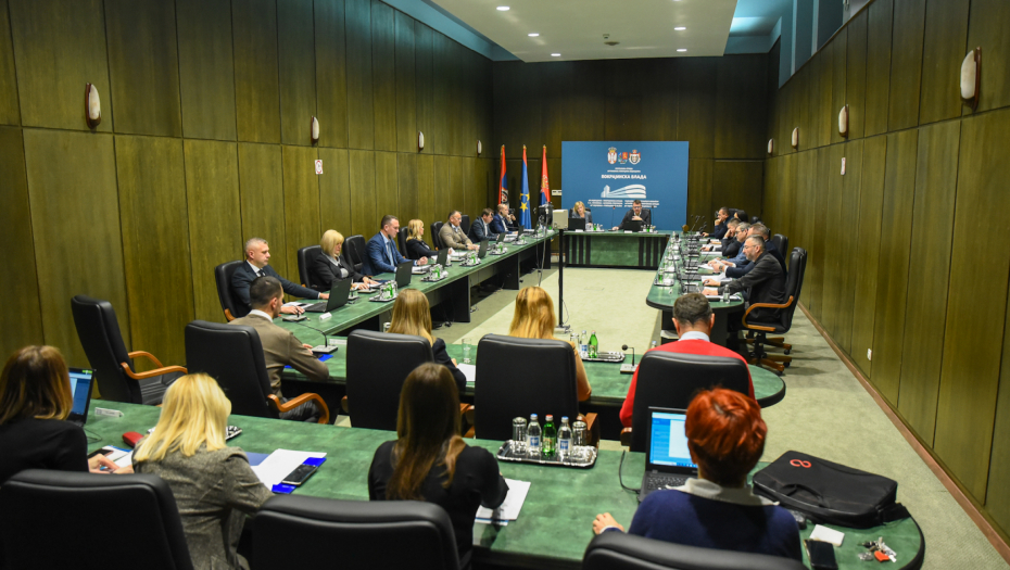 SAOPŠTENJE SA SEDNICE POKRAJINSKE VLADE: Materinski dodatak za nezaposlene majke koje rode treće ili četvrto dete