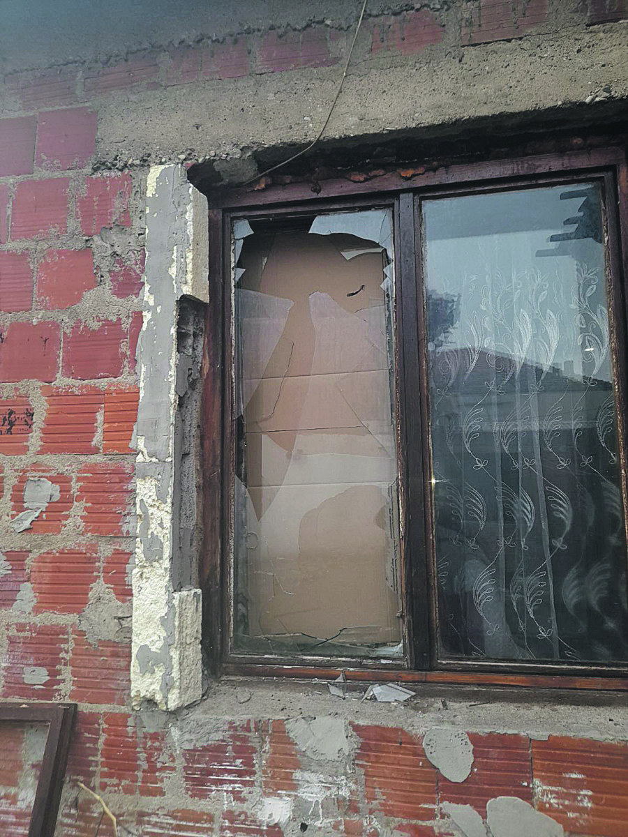 ZLI DUSI NAM LOME PROZORE Zona sumraka Od Bogojavljenja traje muka stanovnika u Beloj Palanci, koji strepe od mračnih sila