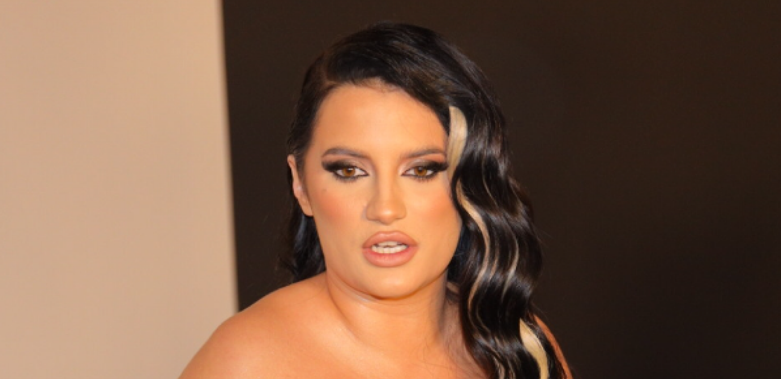 UMALO MU NIJE DOŠLA GLAVE Dečko zbog Barbare Bobak razbio šoferku, pa joj se obratio i zatražio pomoć (VIDEO)