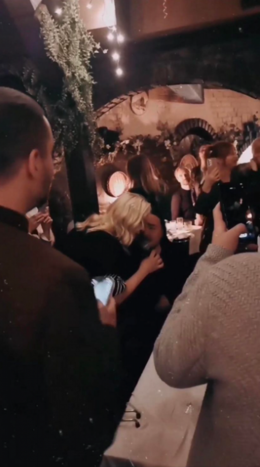 MILAN STANKOVIĆ UHVAĆEN U KAFANI U KOJOJ JE NASTUPALA VESNA ZMIJANAC Pogledajte kako sada izgleda (FOTO)