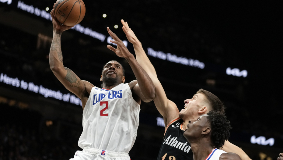 ATLANTA NEMOĆNA, BOGDANOVIĆ SE NIJE PROSLAVIO Lejkersi izgubili u neverovatnom meču, Lebron doživeo nervni slom (VIDEO)