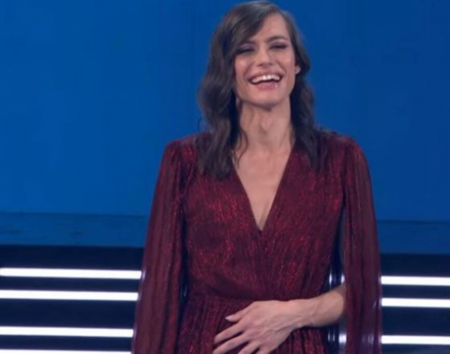 MORAM DA VAS OBAVESTIM... Prvo oglašavanje nakon dolaska u Grandov studio, ništa od povratka u Zvezde Granda!