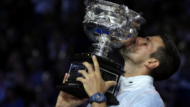 DOŠAO JE TAJ DAN Vreme je da Novak otkrije sve, svet tenisa drhti
