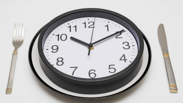 KAD TELO ŽUDI ZA HRANOM Vreme kada jedemo utiče na mršavljenje - Idealan raspored obroka