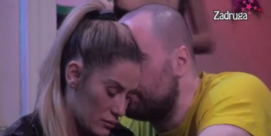 KUMA ANE ČURČIĆ RASKRINKALA SVE Naježićete se kada saznate kako je UCENILA PRODUKCIJU, a onda otkrila stravične detalje o Zvezdanu Slavniću!