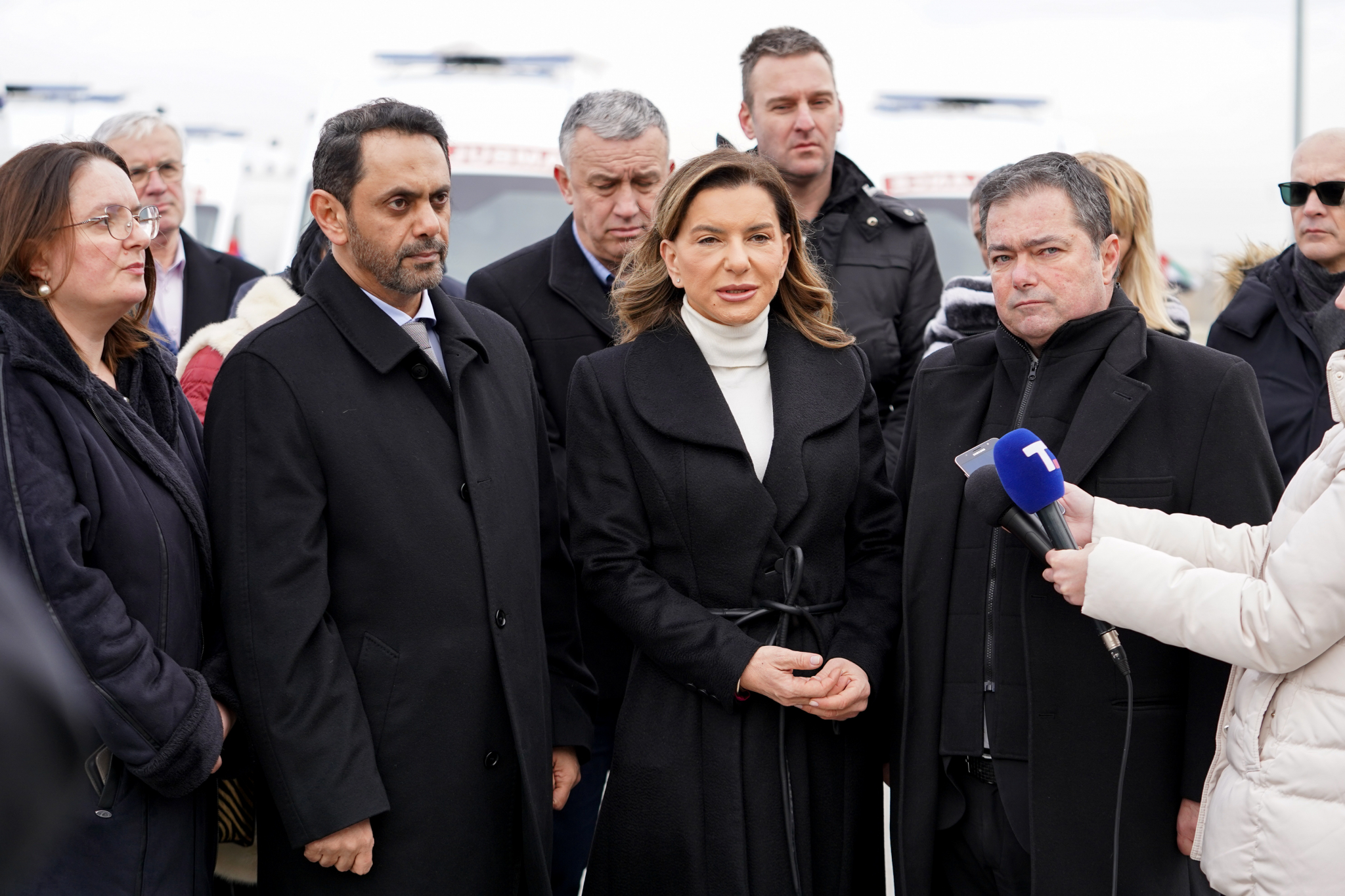 VREDAN POKLON Sanitetska vozila za zdravstvene ustanove u Srbiji (FOTO)