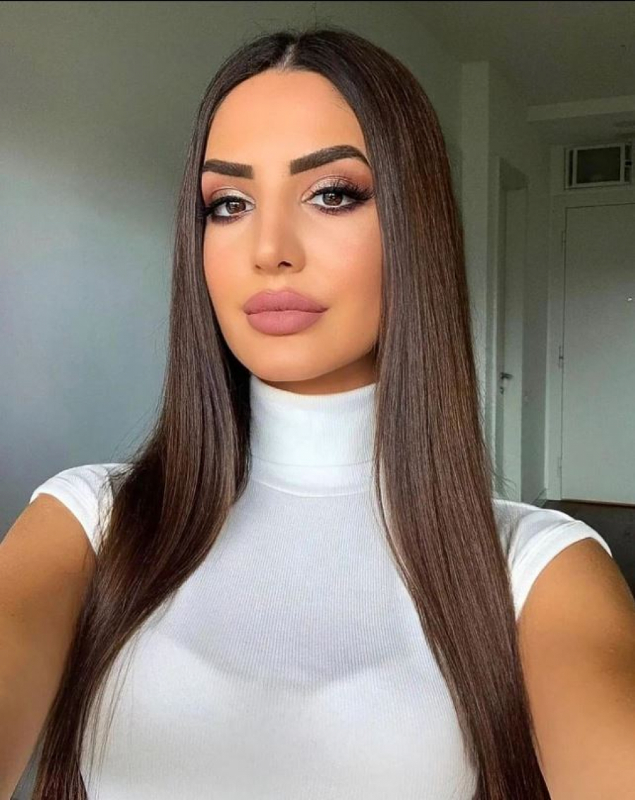 ZVEZDAN REKETIRAO ANĐELINOG OCA Slavnić upao u kuću i uzeo Velešu 50.000 evra