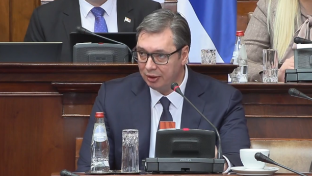 USVOJEN IZVEŠTAJ O KIM Završena rasprava na posebnoj sednici Skupštine Srbije (FOTO/VIDEO)