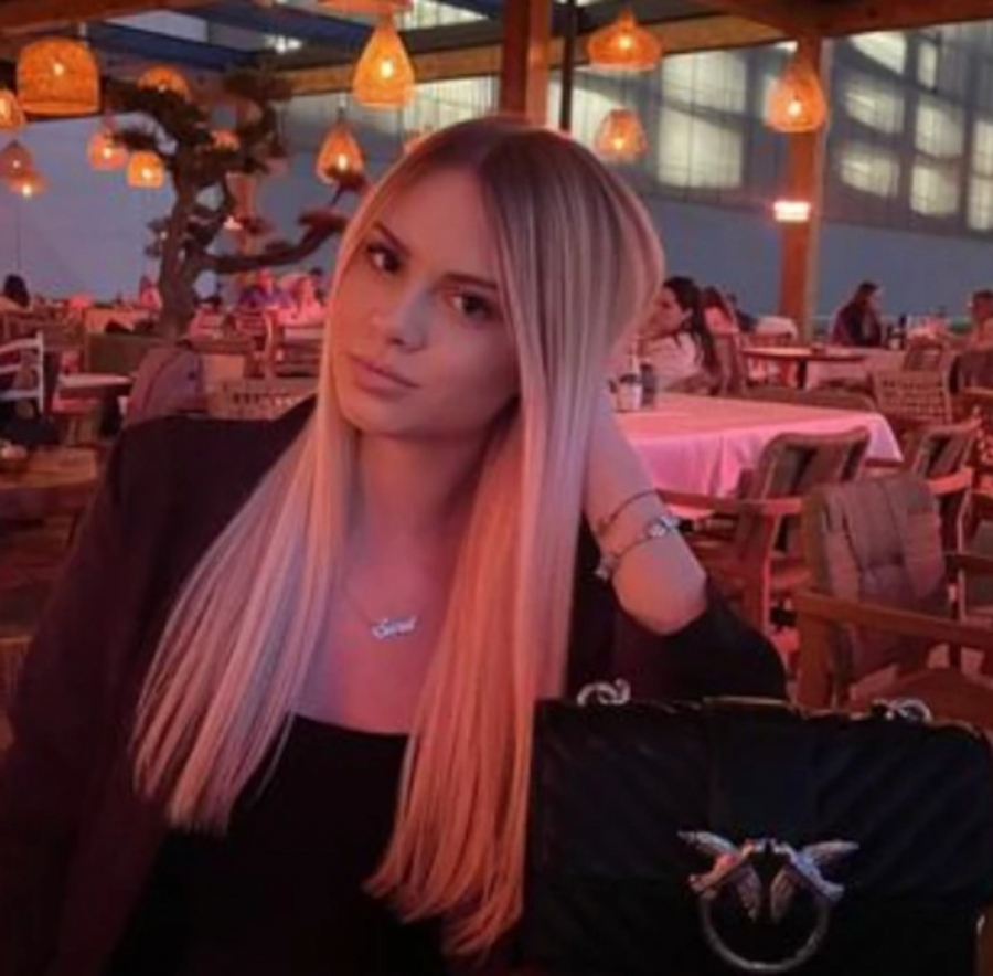 KUMA ANE ČURČIĆ RASKRINKALA SVE Naježićete se kada saznate kako je UCENILA PRODUKCIJU, a onda otkrila stravične detalje o Zvezdanu Slavniću!