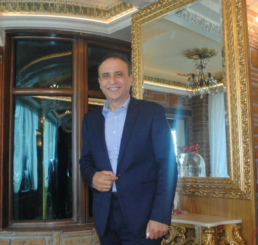 OTKRIVEN PRAVI IDENTITET PEVAČA Godinama je krio kako se zapravo zove, a evo zašto se svima lažno predstavljao