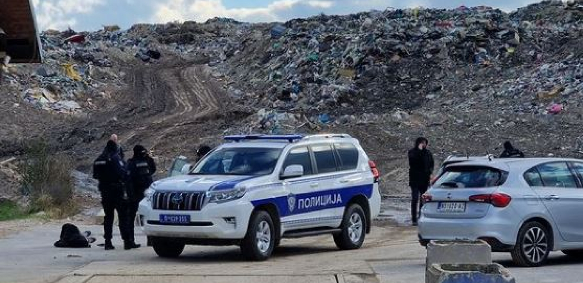 "TATA, OTET SAM, TRAŽE 200.000 EVRA DA ME PUSTE" Braća organizovala gepekovanje sina biznismena u Novom Sadu!