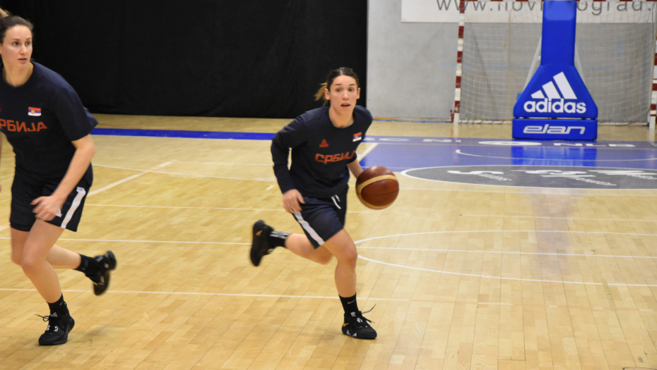 MARINA OKUPILA SVOJE 