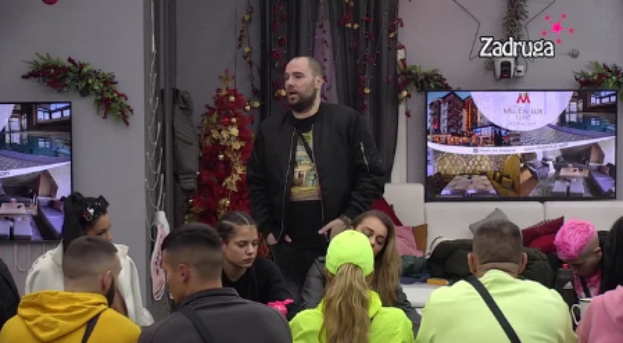 LJUBAVNI ŽIVOT ZVEZDANA SLAVNIĆA NE PRESTAJE DA ŠOKIRA Ovo su svi detalji trougla koji TRESE CEO REGION