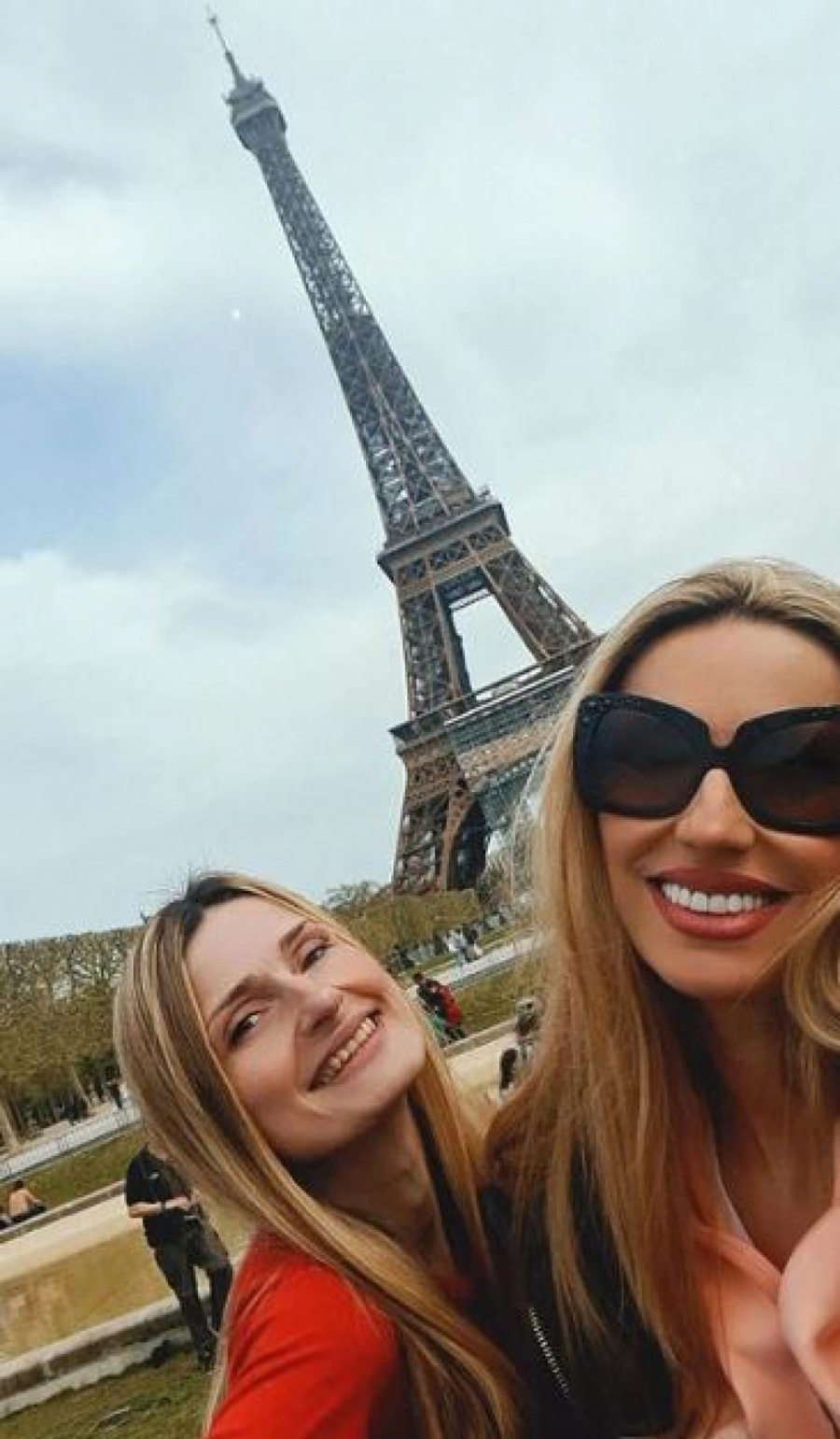 POVLAČI SE S ESTRADE Rada Manojlovič donela konačnu odluku, fanovi u šoku!