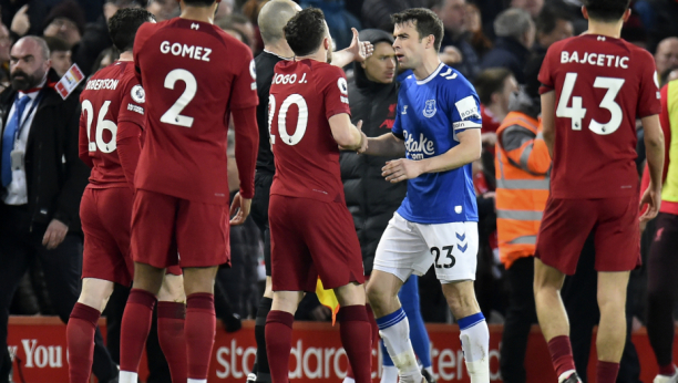 PLJUŠTE KAZNE Fudbaleri Liverpula i Evertona nagrabusili nakon derbija
